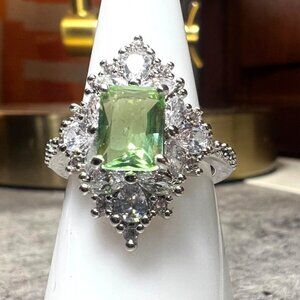 Ring Bomb Party Ring, size 6, green gemstone, silver color band